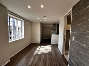 フォレスト 305号-2