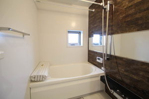 コンフォ－ティアⅡ 102号-8