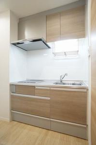 スリーズコート 101号-5