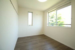 ドゥ　ラ　レーヌ　Ｅ 201号-7