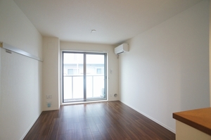 マ－リエ 303号-2