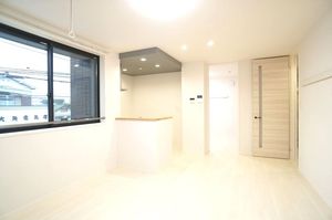 ラピス　イースト 201号-3