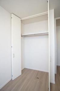 リラフォートひがし 201号-8