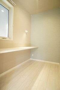 ノヴェルデ押堀 102号-4