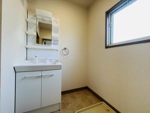 リヴェール湘南 102号-9