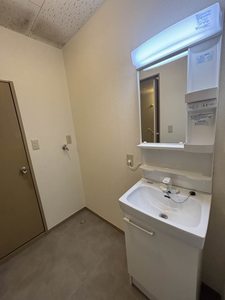 クィーンテラス 202号-8