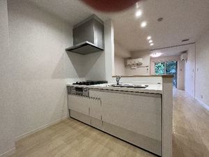 シャーメゾン鎌倉大町 103号-2