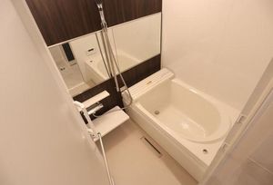 シャーメゾン　アクロ 201号-8