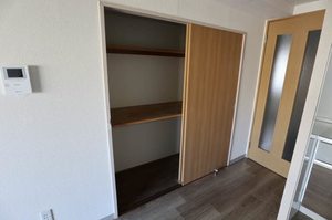 幸久ビル 203号-4