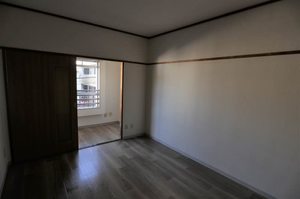 幸久ビル 203号-5