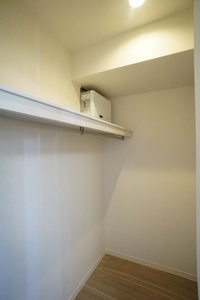 フィオーレ　Ａ 203号-4