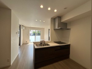 シャーメゾン湘南松が丘 Ⅰ 202号-2