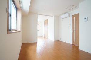 レラジオーネ 303号-3