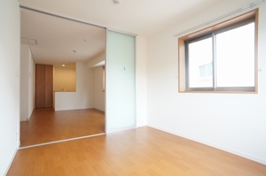 レラジオーネ 303号-4