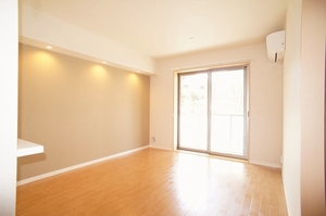 ＴＭＮ　１５Ｓ 102号-3