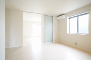 リヴィエール南瀬谷 203号-5