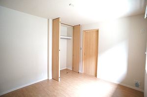 エメ　ラ　ヴィルＢ 102号-6