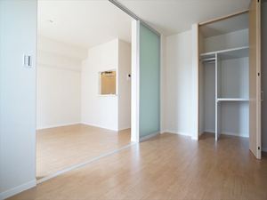 グランエスパシオⅥ 102号-4