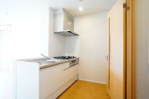 メゾン・ド・ボヌール 205号-3