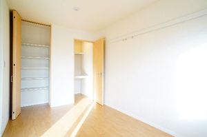 メゾン・ド・ボヌール 205号-7