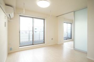 シャーメゾン三ツ境Ⅰ 302号-5