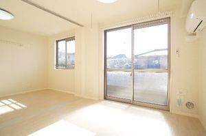 グリーンコモド 202号-6