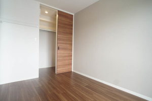 グリーンレジオ 302号-5