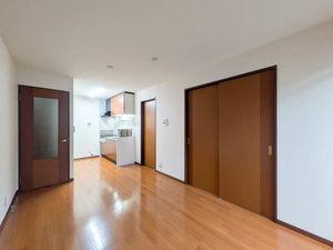 パレーシャル緑ケ丘　Ⅲ 102号-3