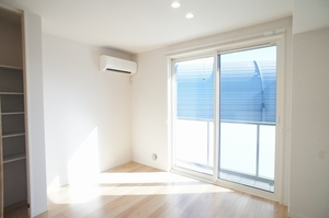 Ｃｅｎｔ－Ｌｉｖｉｅ 202号-3