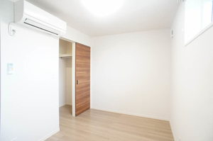 トゥリアノンⅢ 301号-7