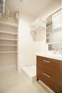 トゥリアノンⅢ 301号-9