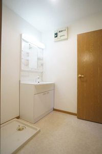 グランディール大和 203号-8