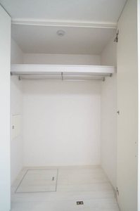 ラ　カーサ　セレーナ 305号-12