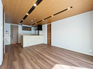 ゼフィールメゾンプレミア緑園 102号-4