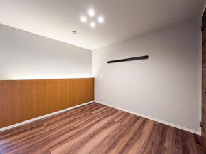 ゼフィールメゾンプレミア緑園 105号-8