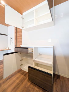 ゼフィールメゾンプレミア緑園 202号-10