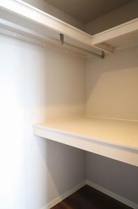 ゼフィールメゾンプレミア緑園 301号-6