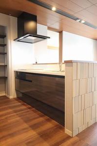 ゼフィールメゾンプレミア緑園 302号-3