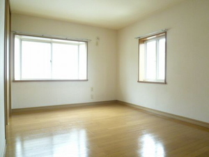 テラスガーデニア 101号-4