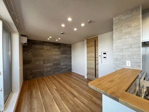 シュプリーム 302号-8