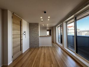 シュプリーム 302号-9