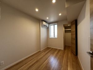 シュプリーム 302号-12