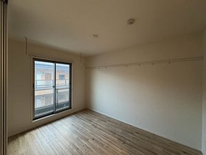 ルミナスガーデンＢ 302号-5