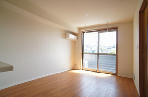 フェリーチェガーデンＢ 201号-2