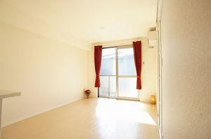 グランシャリオ 203号-2