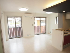 メッゾ　モンテ 102号-2