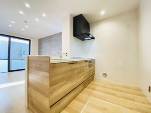 ラ・フレーズ弐番館 102号-6