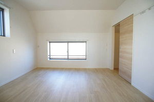 メゾン・ド・アベニール 302号-5