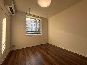 シャーメゾンＭ１４４ 301号-5