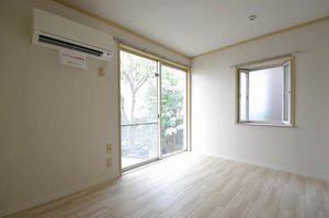 ボヌ―ル坂田 102号-2